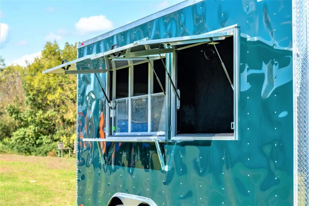2022 8.5x18 Coffee Trailer
